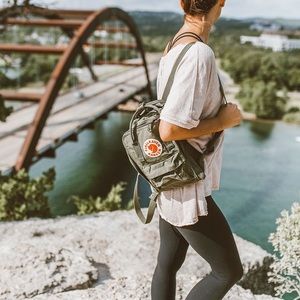 NWOT Kanken Mini Backpack //